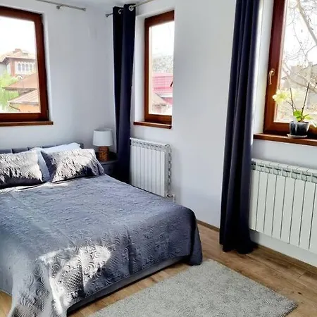 Cozy Apartment Near City Center Bucharest Exterior photo