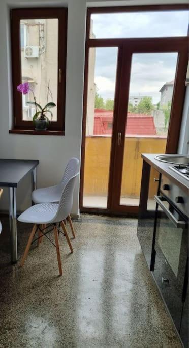 Cozy Near Center Bucharest